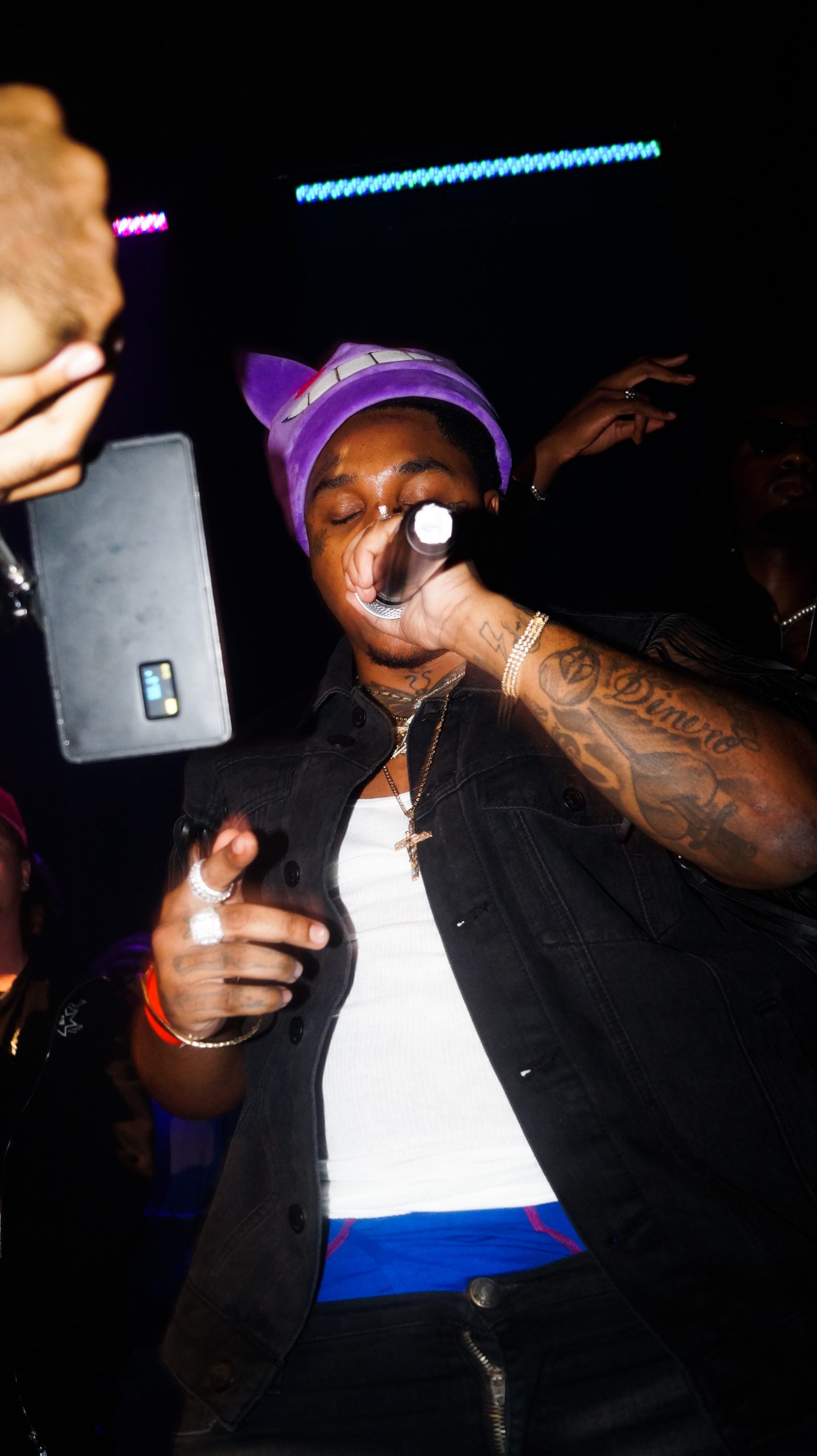 8000Hendrixy performing at Invasion in Orlando